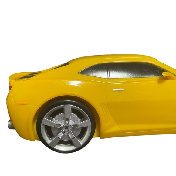 Micro machine bumblebee playset transformer used - Picture 3 of 12